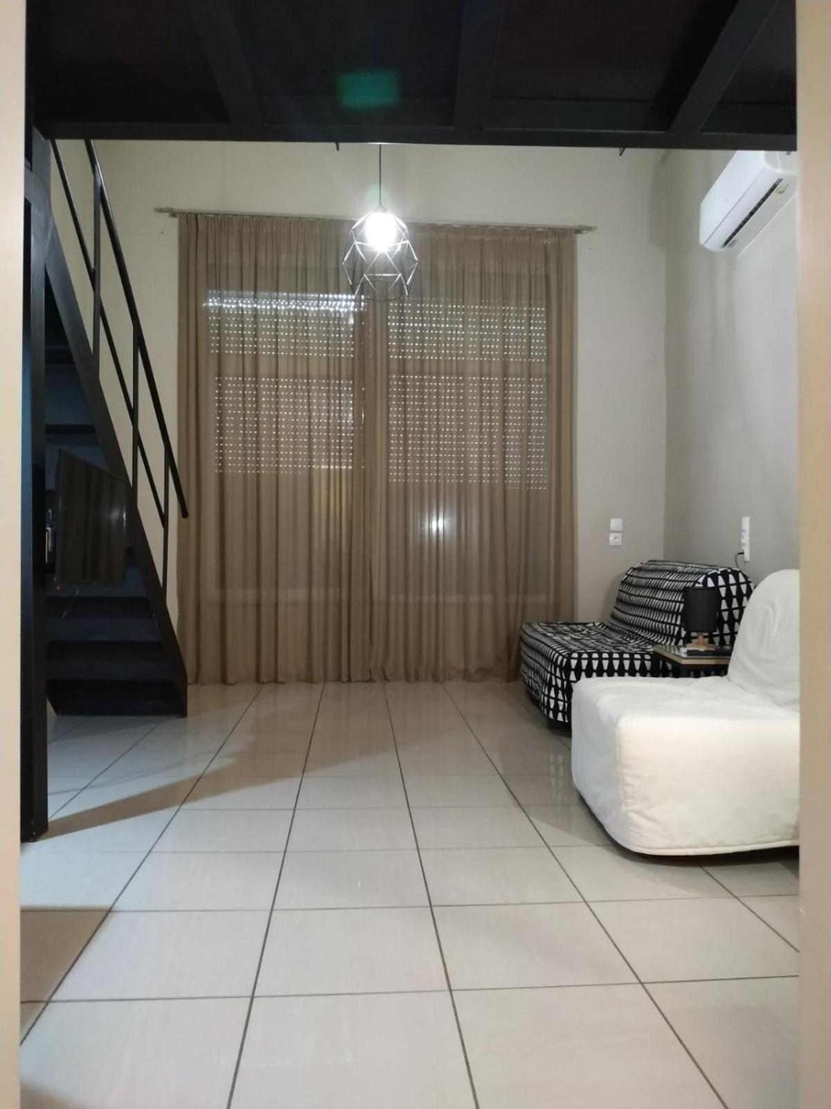 Kentrikon Hotel Халкис Екстериор снимка