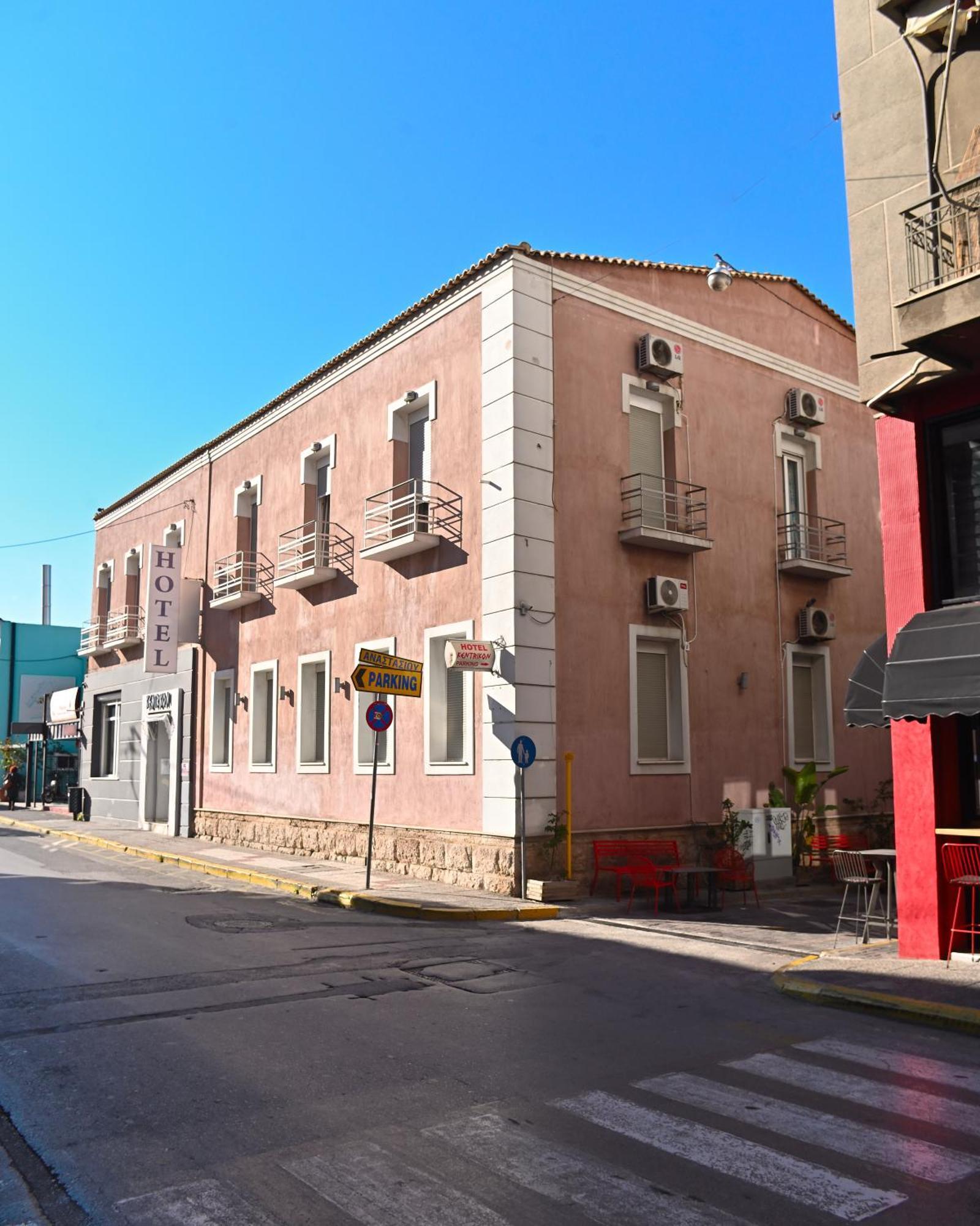 Kentrikon Hotel Халкис Екстериор снимка