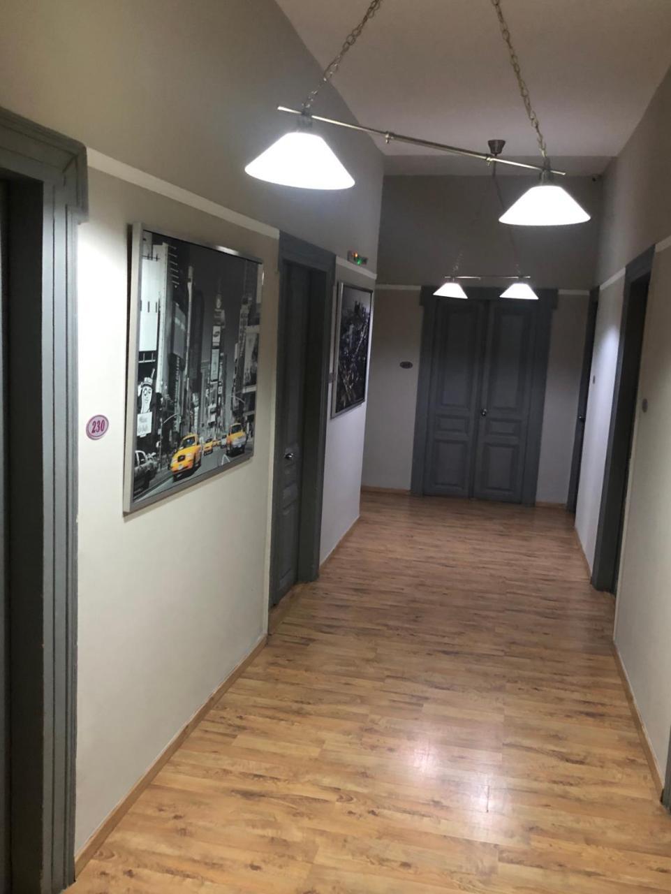 Kentrikon Hotel Халкис Екстериор снимка